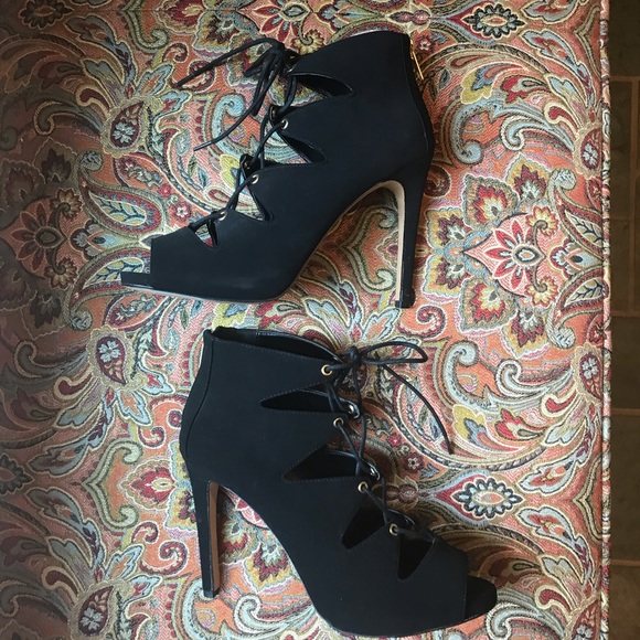 NWT Aldo Asteadia Heels in Black - Picture 7 of 8